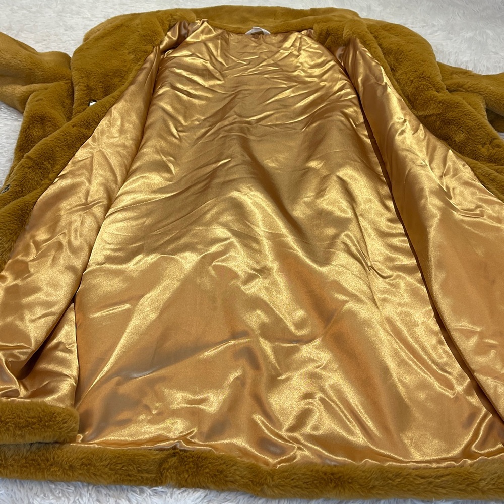 TIME AND TRU Luxurious Faux Fur Coat in BROWNISH GOLD WOMENS SIZE 3X - Picture 4 of 10